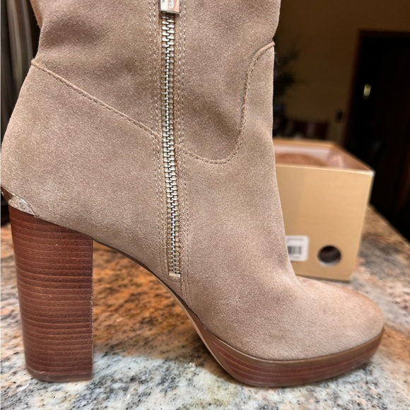 Michael Kors suede boots - Picture 13 of 16